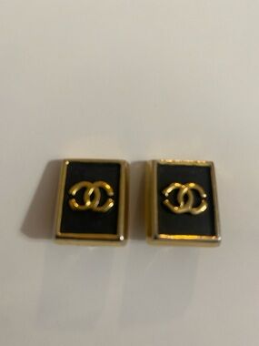 CHANEL Black and Gold Rectangular CC Clip-On Earrings